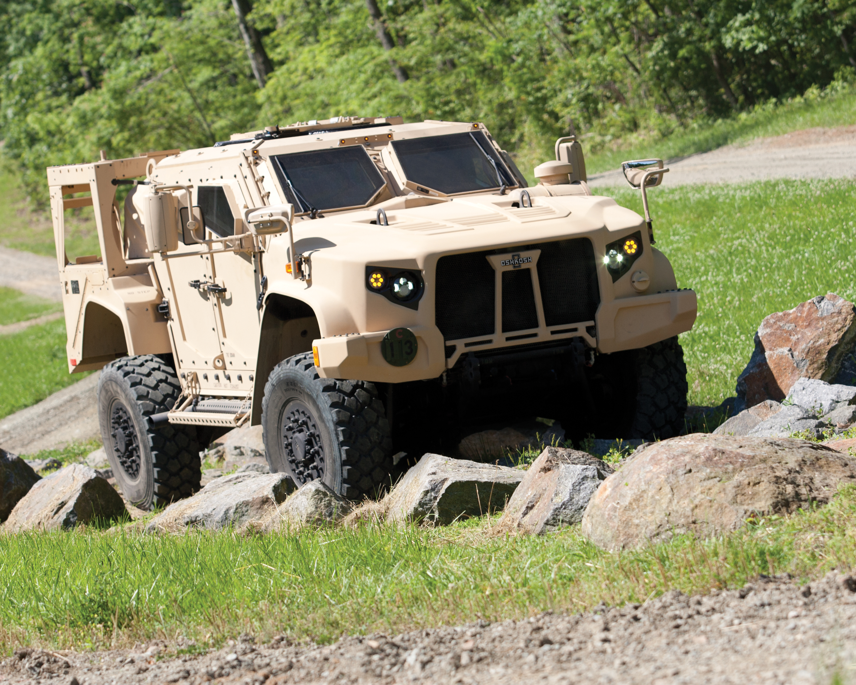 Oshkosh Defense JLTV (Joint Light Tactical Vehicle) by Oshkosh Defense