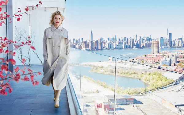 Celebrity Claire Danes Actress Blonde Blue Eyes Lipstick Coat City HD Wallpaper | Background Image