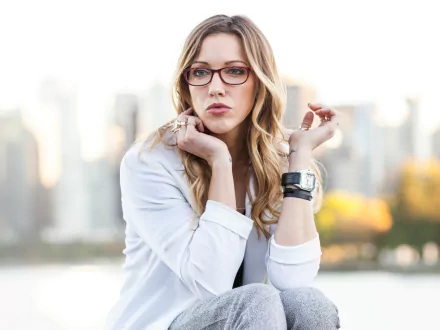 Celebrity Katie Cassidy HD Desktop Wallpaper | Background Image