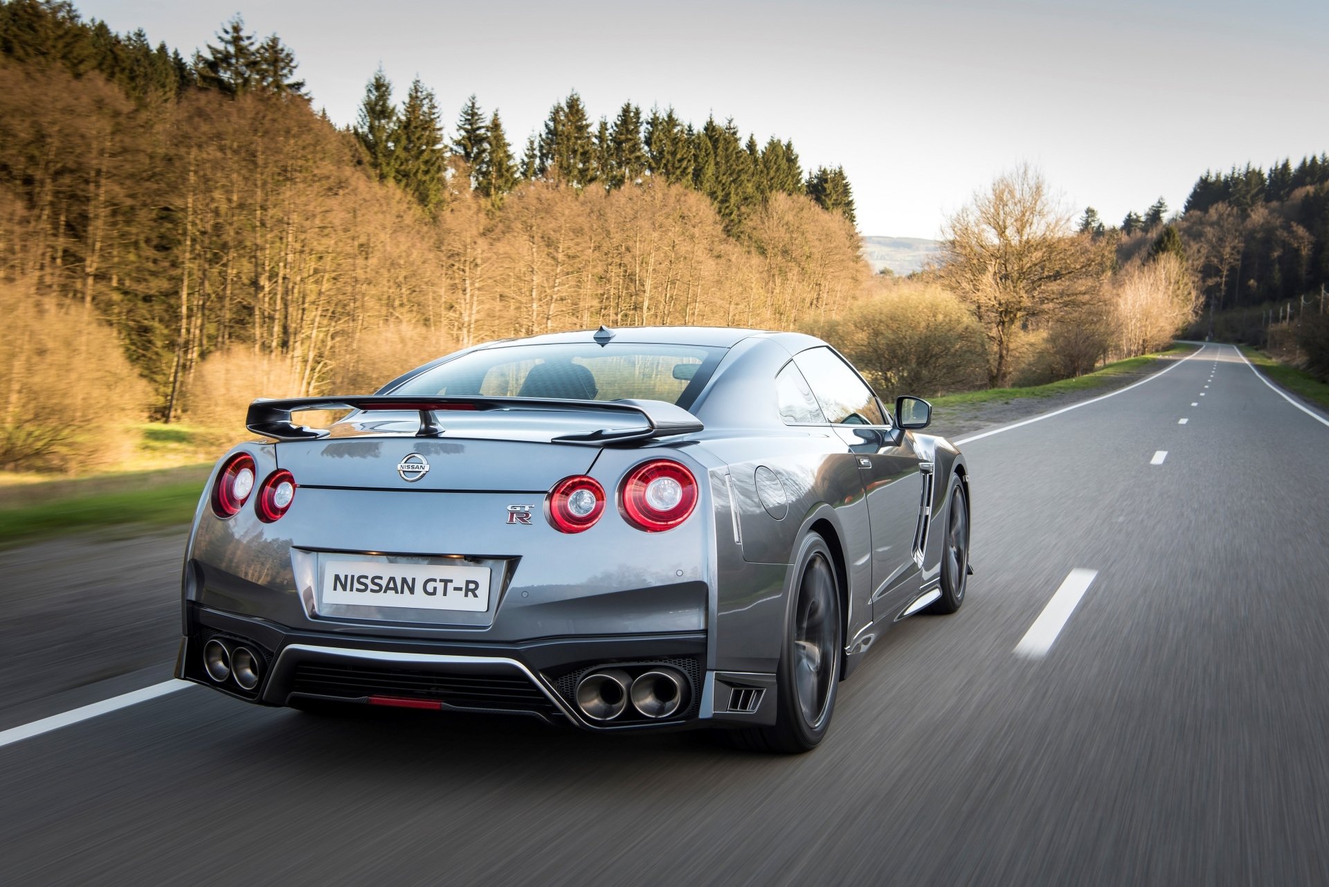 Download Supercar Silver Car Car Nissan Vehicle Nissan Gt R K Ultra Hd Wallpaper