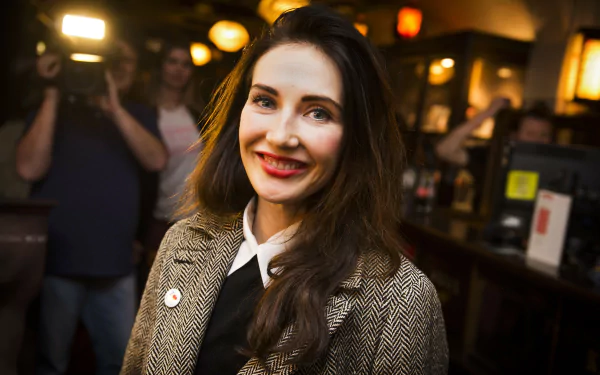 lipstick brunette blue eyes smile Dutch actress Celebrity Carice van Houten HD Desktop Wallpaper | Background Image