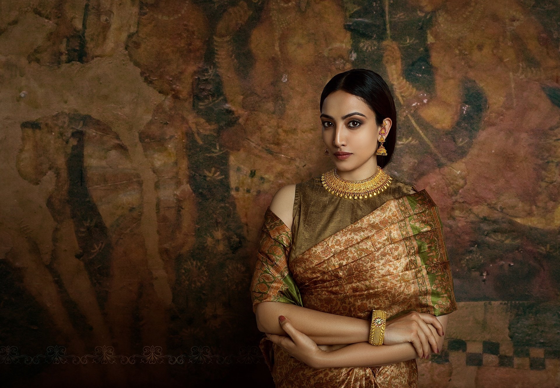 Download Woman Indian HD Wallpaper
