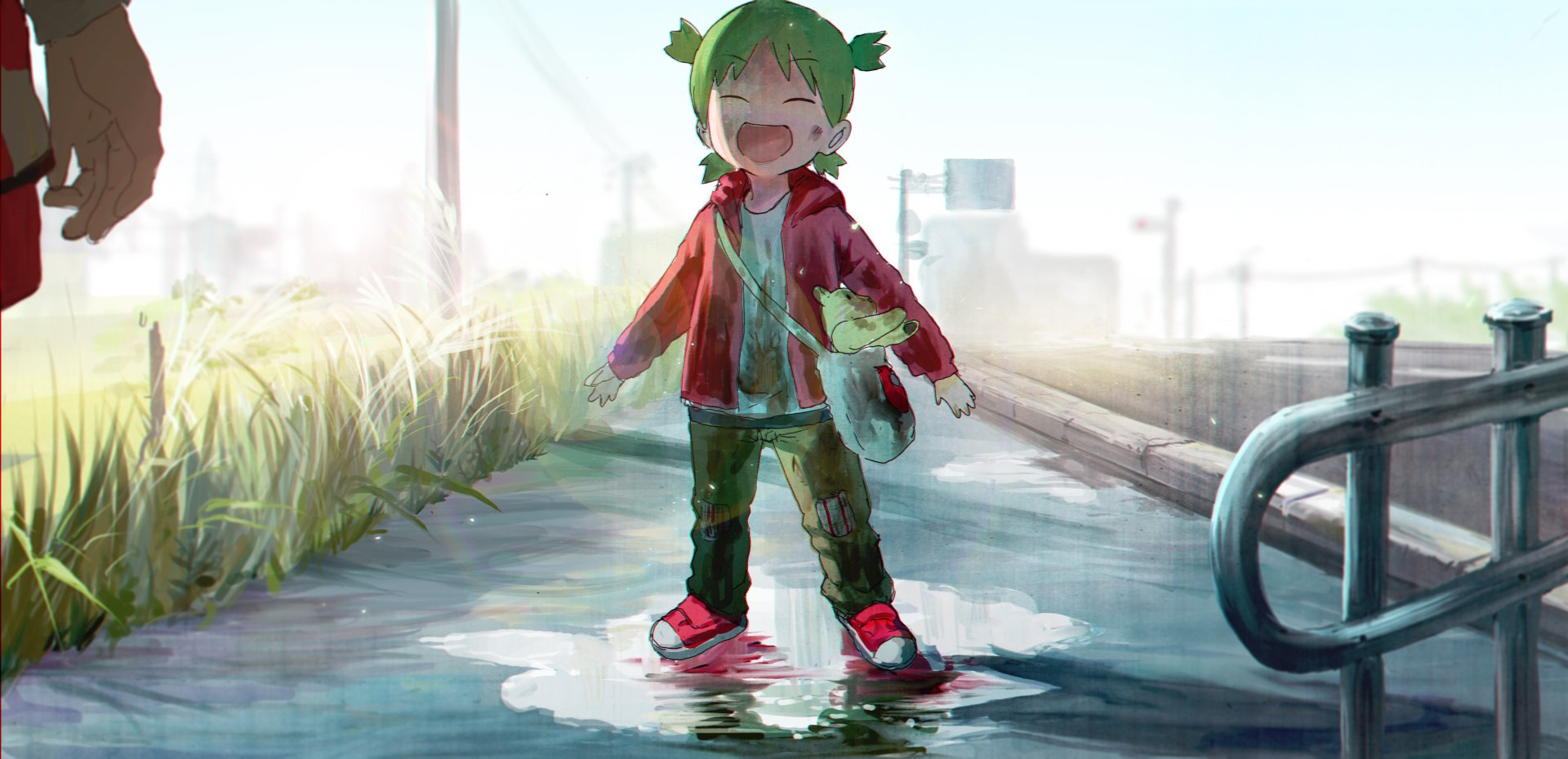 Yotsuba Koiwai from the anime Yotsuba! joyfully splashes in a puddle, captured in vibrant 4K Ultra HD detail for a PC desktop wallpaper.