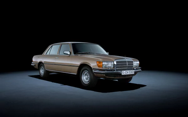  Mercedes-Benz W116
