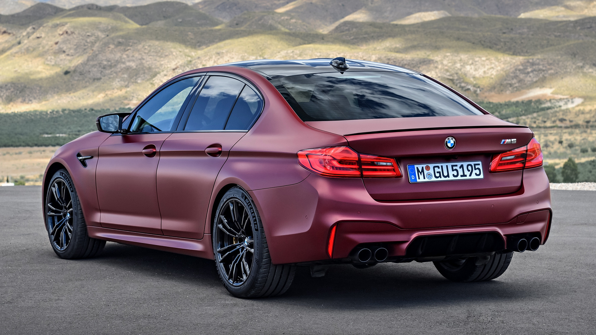 Bmw m5 first edition