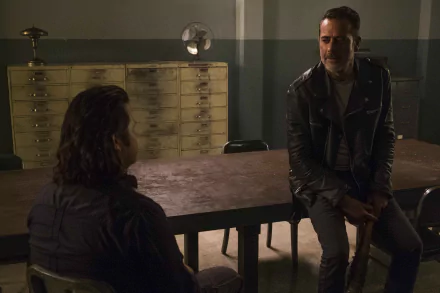 Josh McDermitt Eugene Porter Jeffrey Dean Morgan Negan (The Walking Dead) TV Show The Walking Dead HD Desktop Wallpaper | Background Image