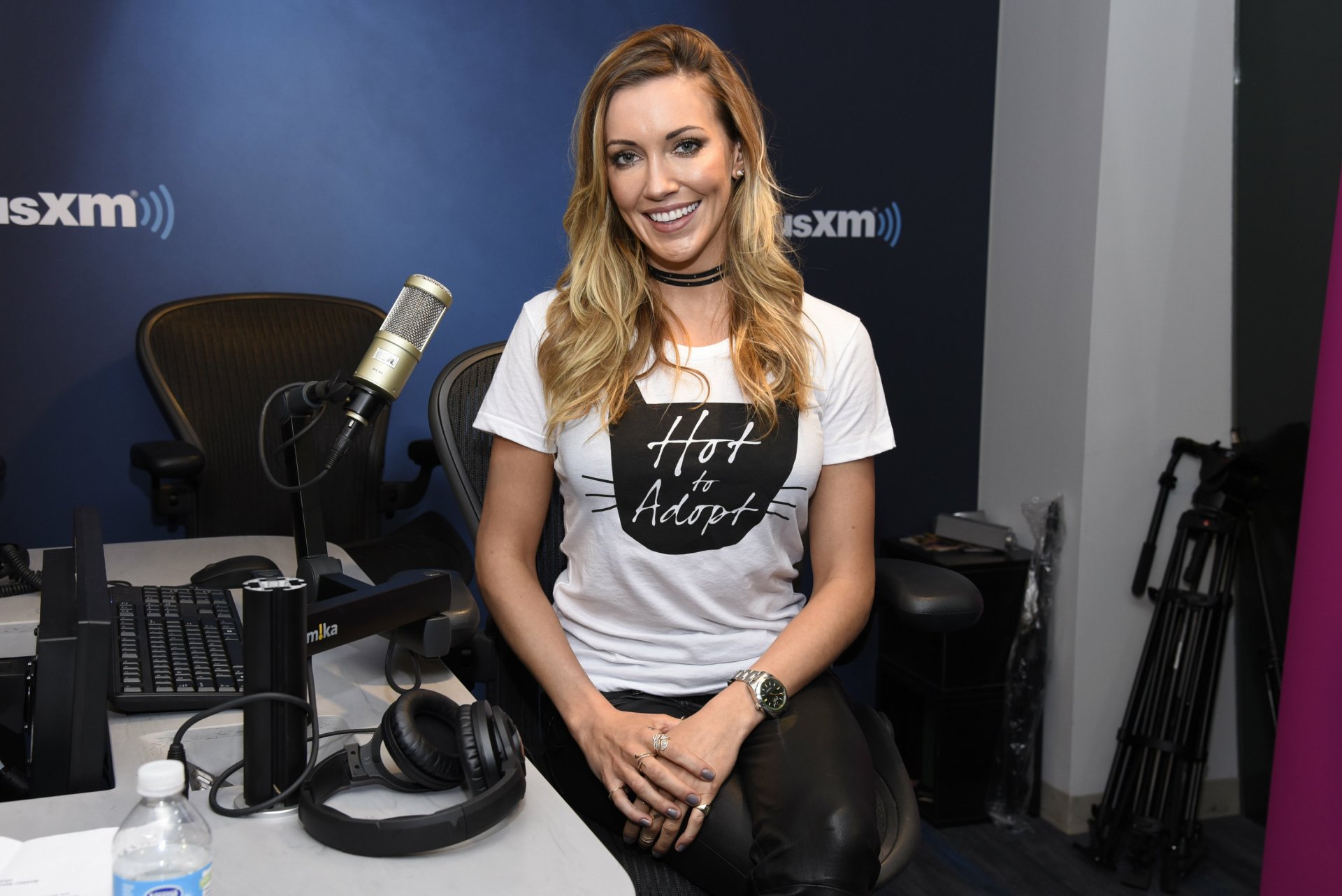 Download Celebrity Katie Cassidy HD Wallpaper