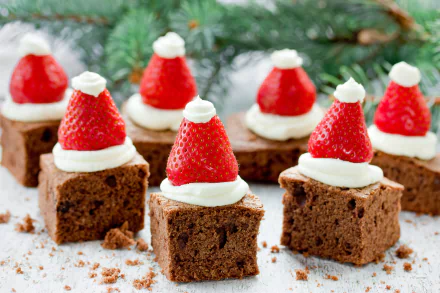cream strawberry pastry food brownie HD Desktop Wallpaper | Background Image