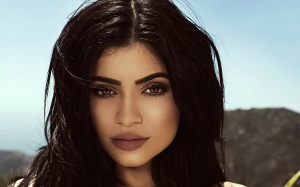  Kylie Jenner bombshell!