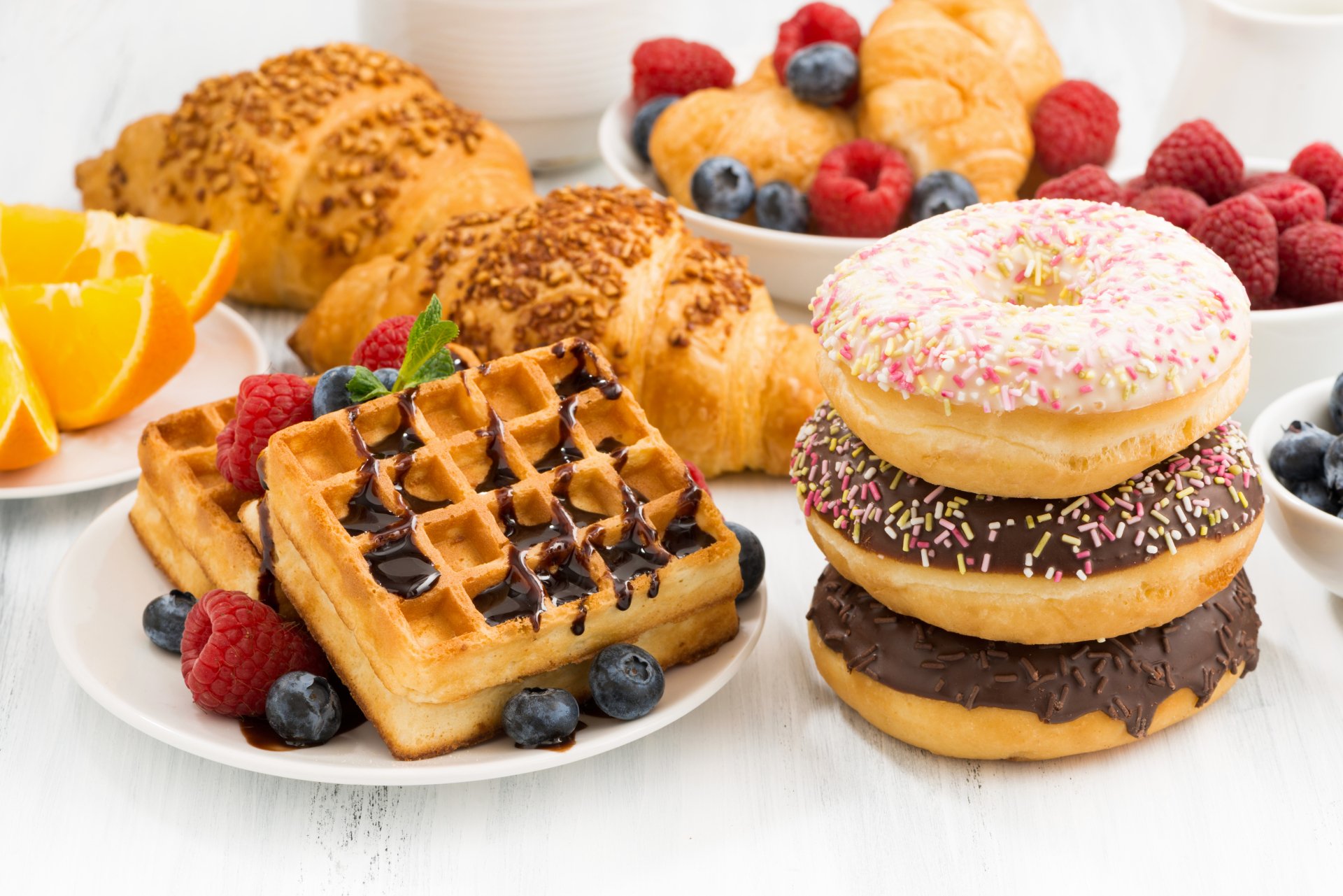 download-fruit-croissant-doughnut-waffle-food-breakfast-4k-ultra-hd