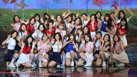  Twice, RedVelvet and Gfriend girls!