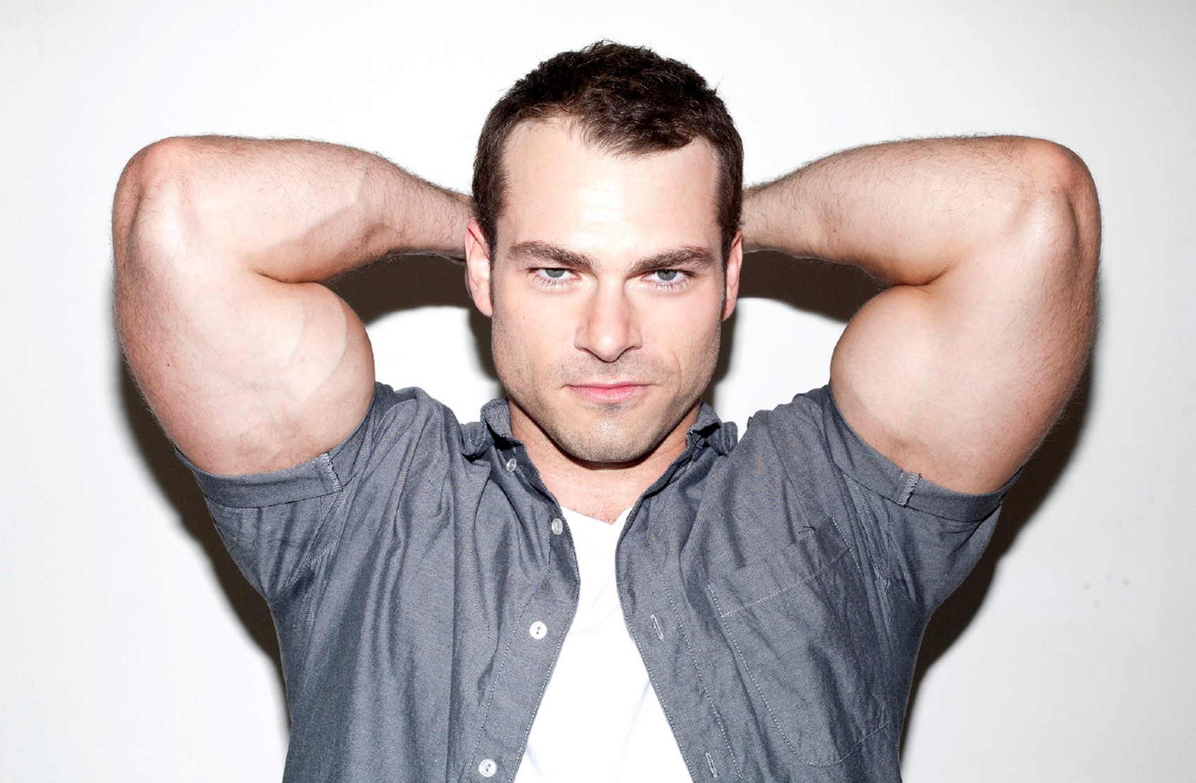 Celebrity Shawn Roberts HD Wallpaper | Background Image