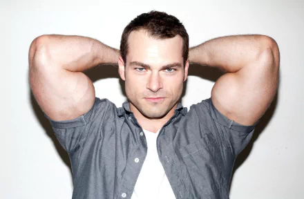 Celebrity Shawn Roberts HD Desktop Wallpaper | Background Image