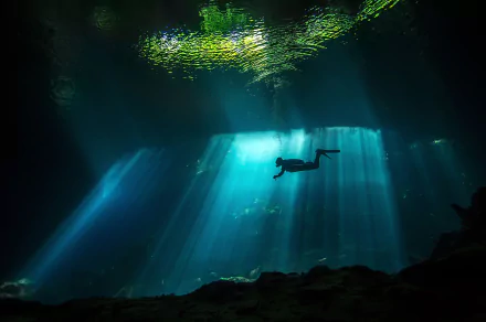 diver sunbeam underwater scuba diving Sports HD Desktop Wallpaper | Background Image