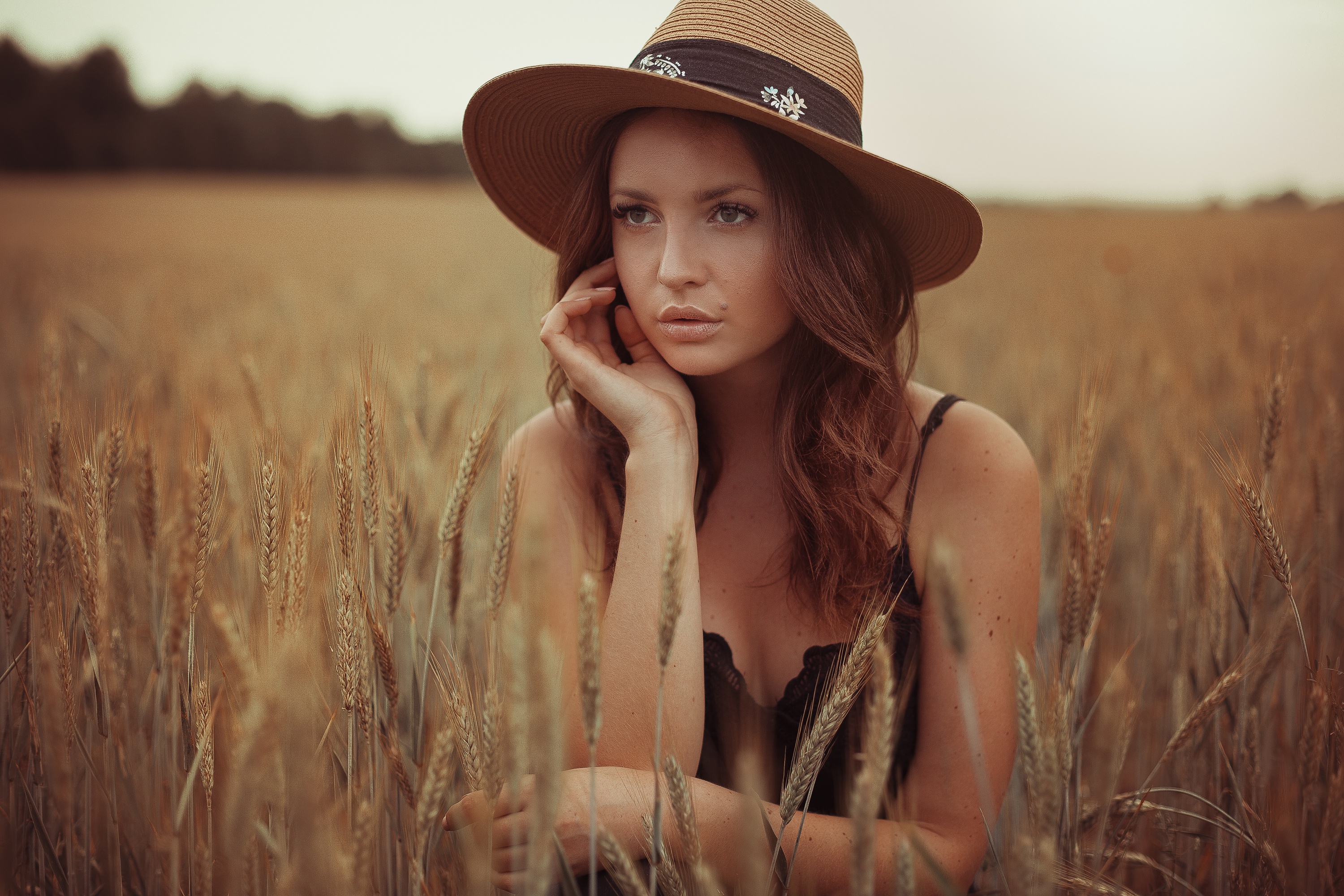 Download Field Wheat Redhead Hat Depth Of Field Summer Woman Model Hd