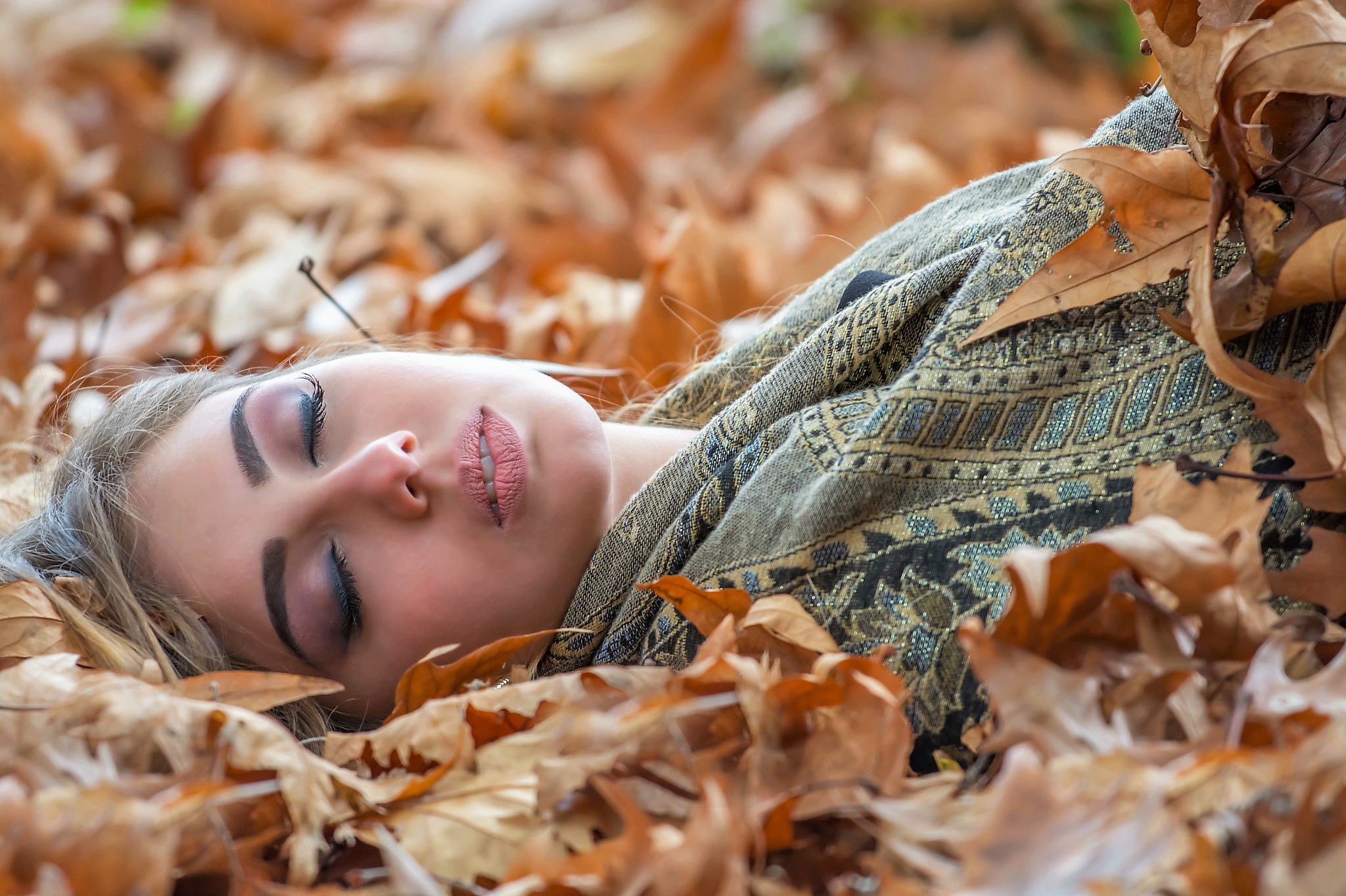 Download Lying Down Leaf Fall Woman Mood Hd Wallpaper