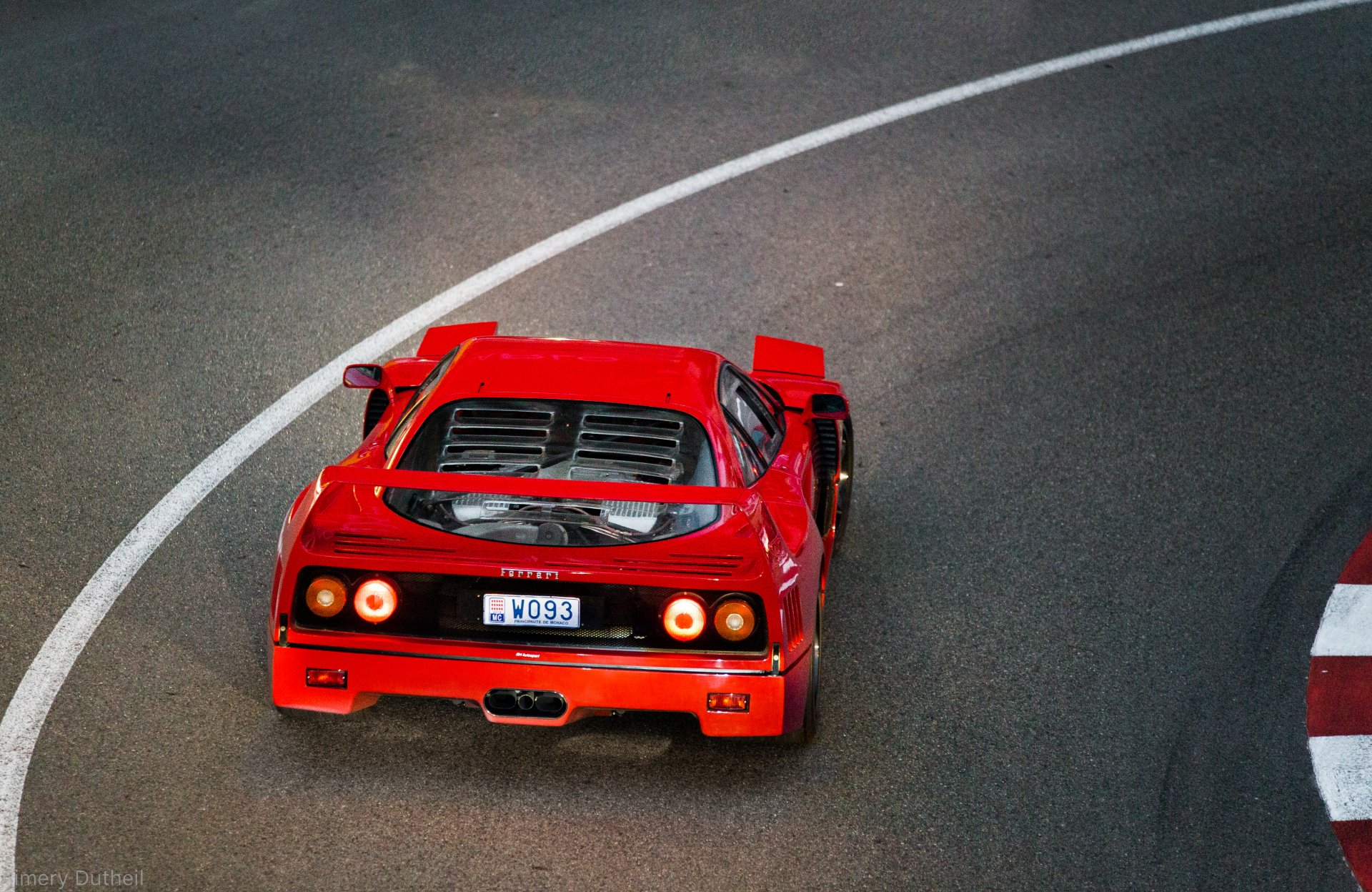 Download Vehicle Ferrari F40 4k Ultra HD Wallpaper