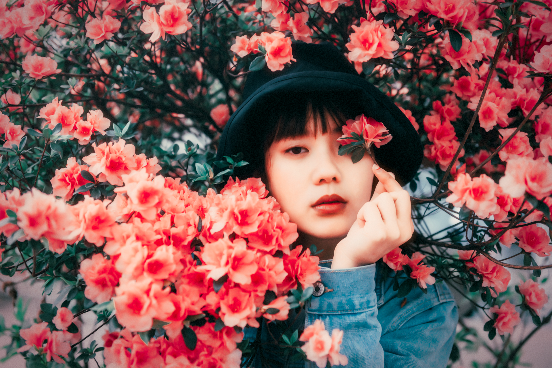 Download Flower Woman Asian HD Wallpaper