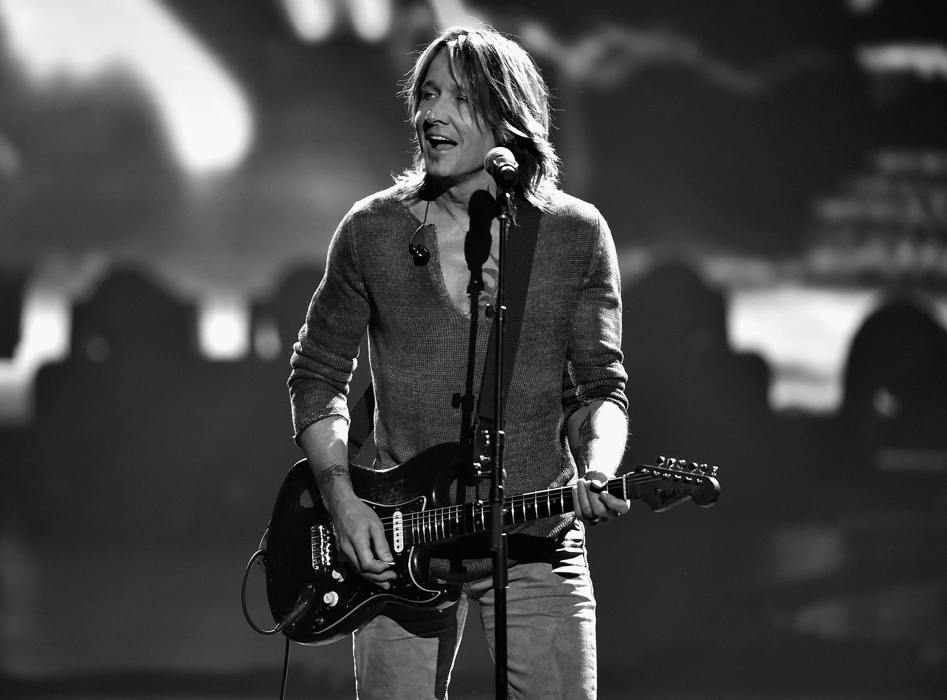 Keith Urban Guitar Performance HD Wallpaper