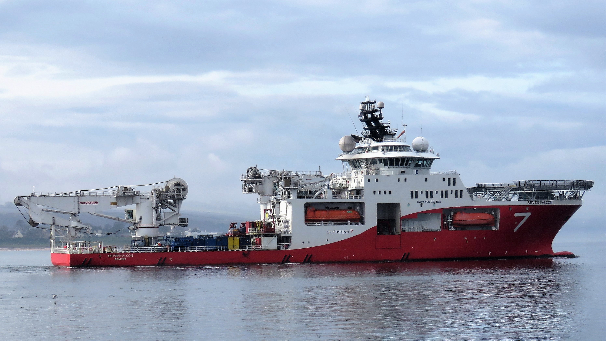 Судно 7 букв. Seven Falcon Vessel. Фалькон судно. Судно Фалькон транспортное. Sea Falcon судно.