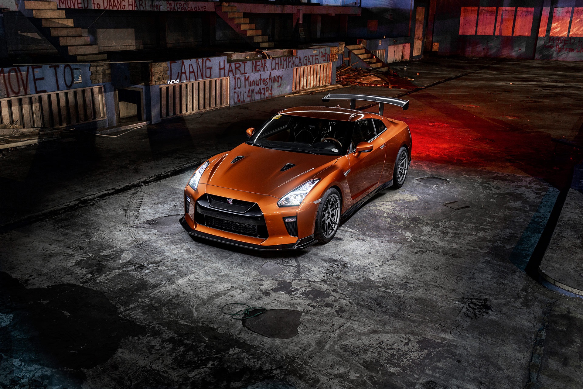 Обои на пк ниссан. Nissan GTR r35 Sport. GTR r35 бронзовый. ГТР 35 бронзовый. Обои Ниссан ГТР 35.