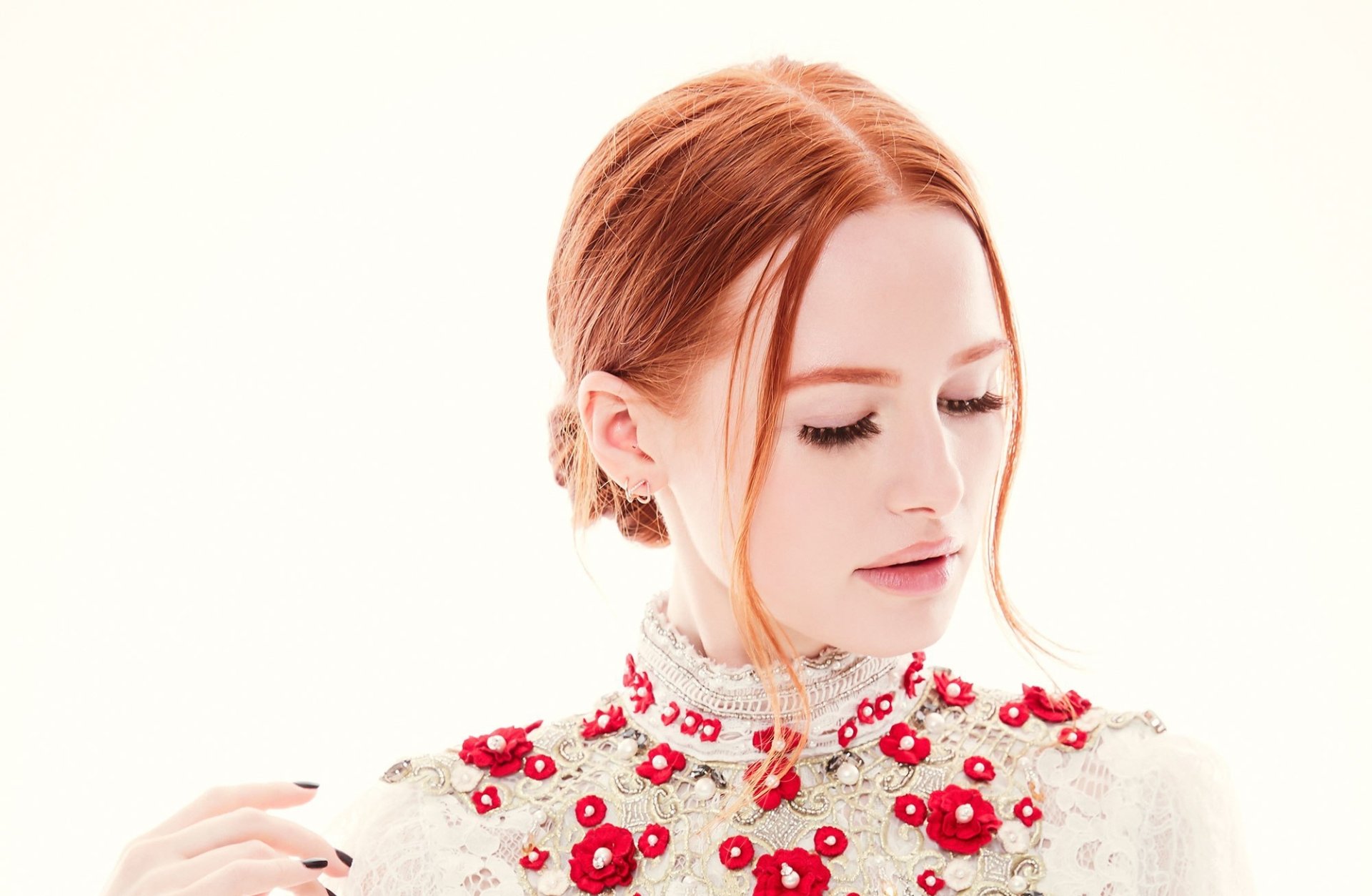 Download Mood Face Redhead American Actress Celebrity Madelaine Petsch HD Wallpaper