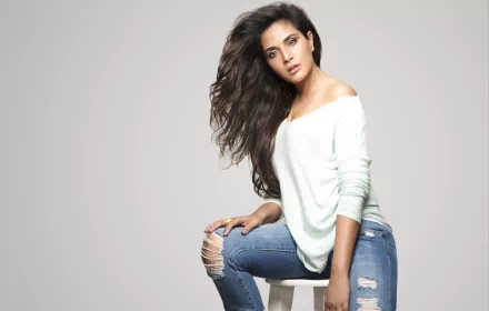 long hair black hair Indian actress Celebrity Richa Chadda HD Desktop Wallpaper | Background Image
