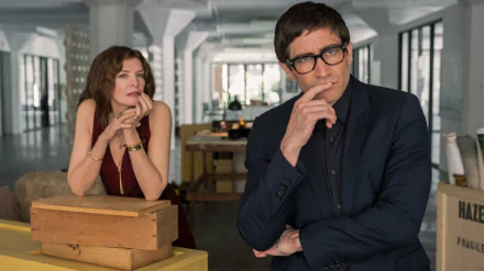 Rene Russo Jake Gyllenhaal movie Velvet Buzzsaw HD Desktop Wallpaper | Background Image