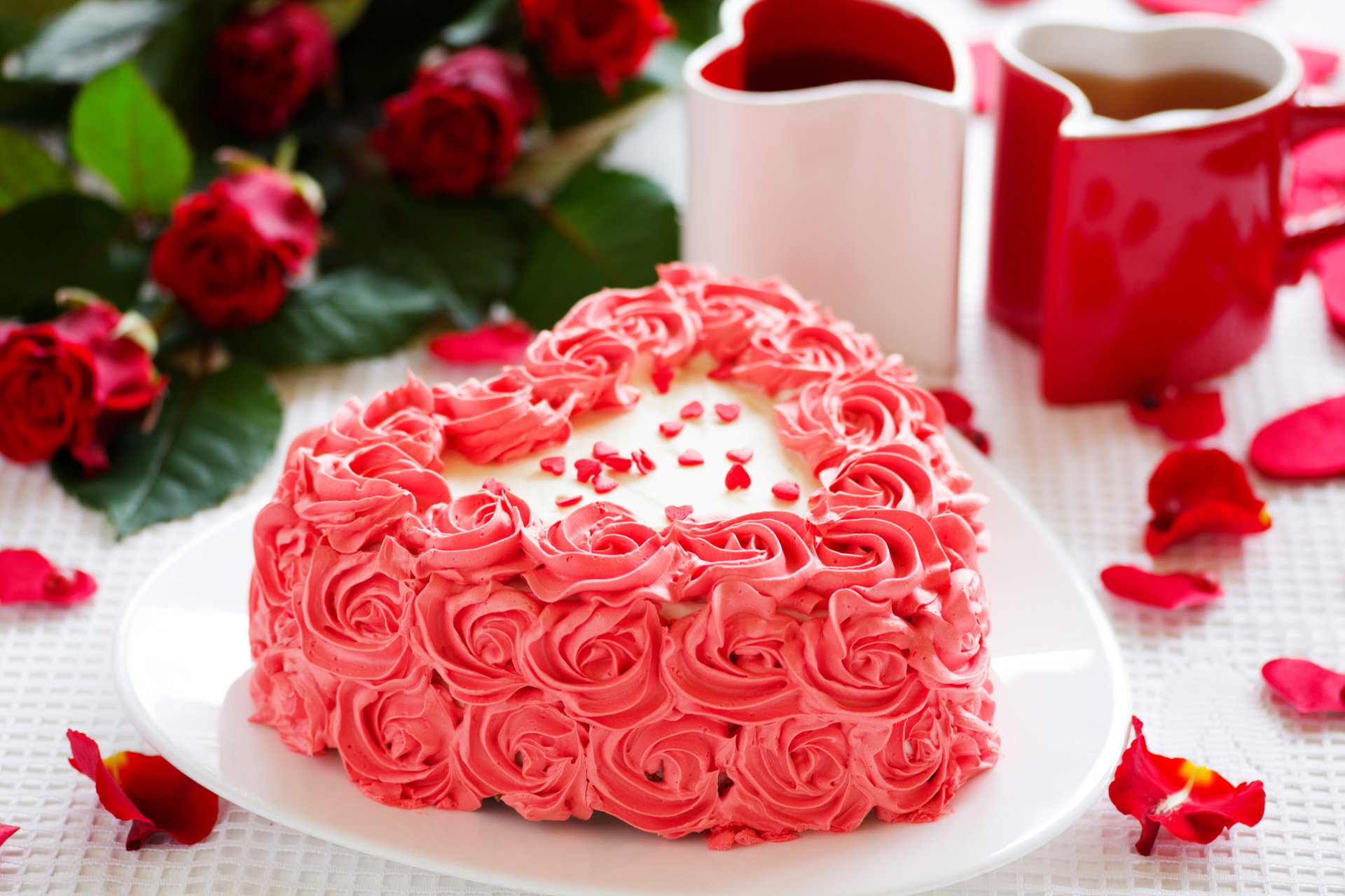 Download Still Life Heart-shaped Pastry Food Cake 4k Ultra HD Wallpaper