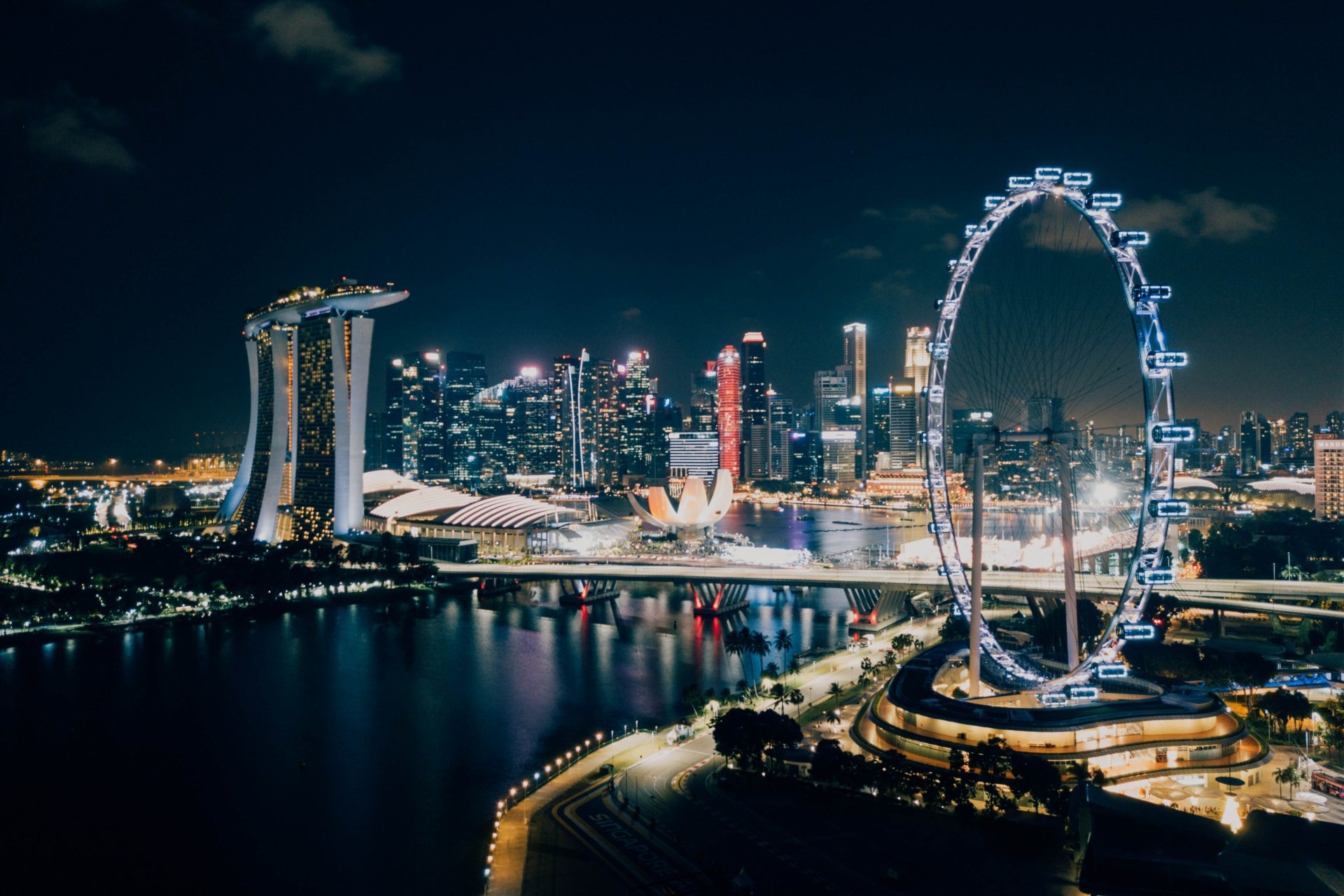 Download building man made singapore 4k ultra hd wallpaper by chuttersnap