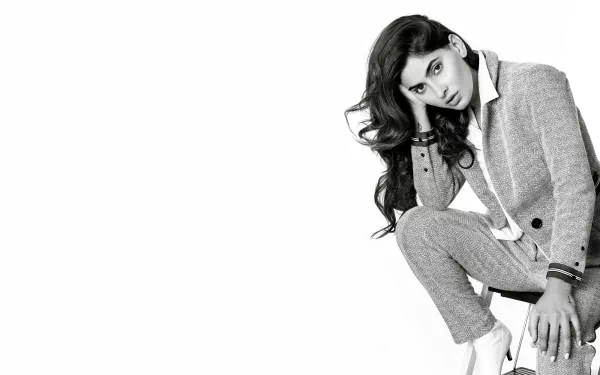 long hair Black & White Indian actress Celebrity Karishma Sharma HD Desktop Wallpaper | Background Image